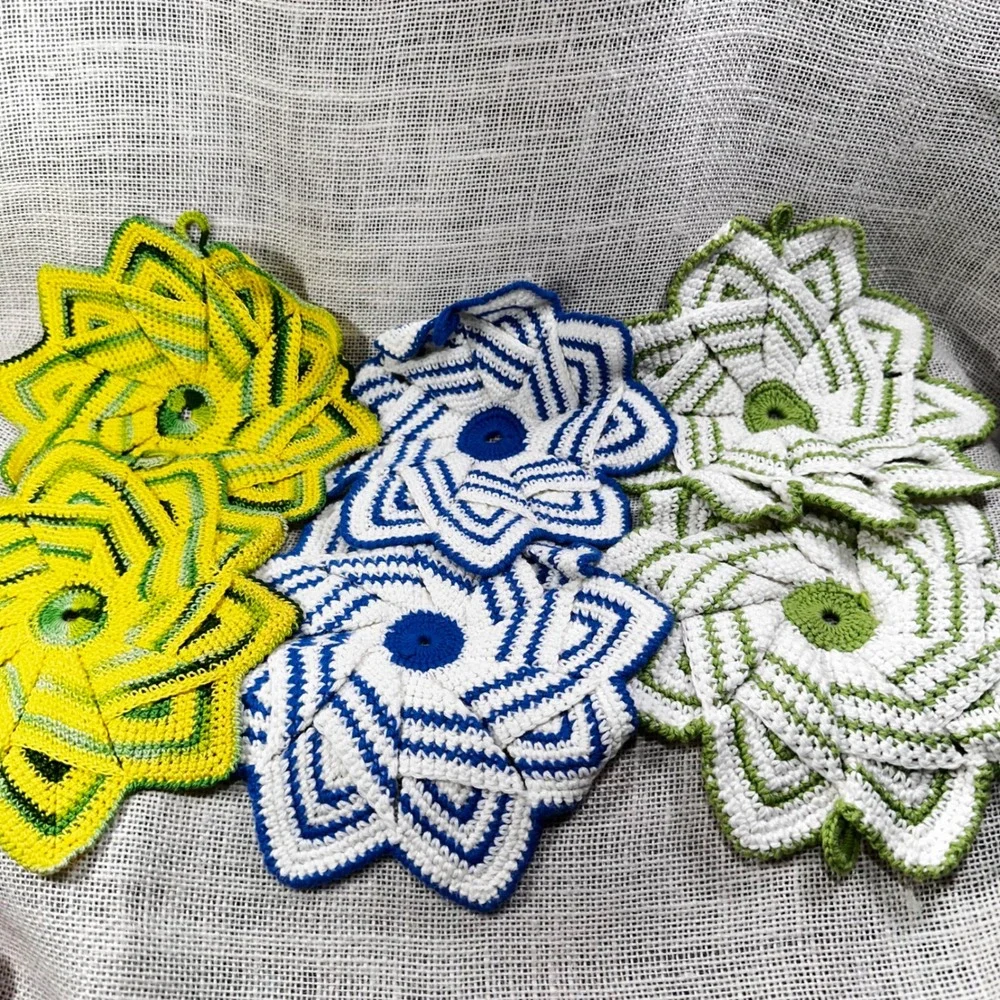 Vintage Handmade Crochet Potholders Set of 6 Starburst Flower Petal Multi Color